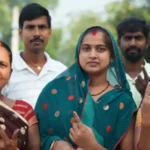 बिहार विधानसभा चुनाव: दोपहर तीन बजे तक हुई 53.77 प्रतिशत वोटिंग…