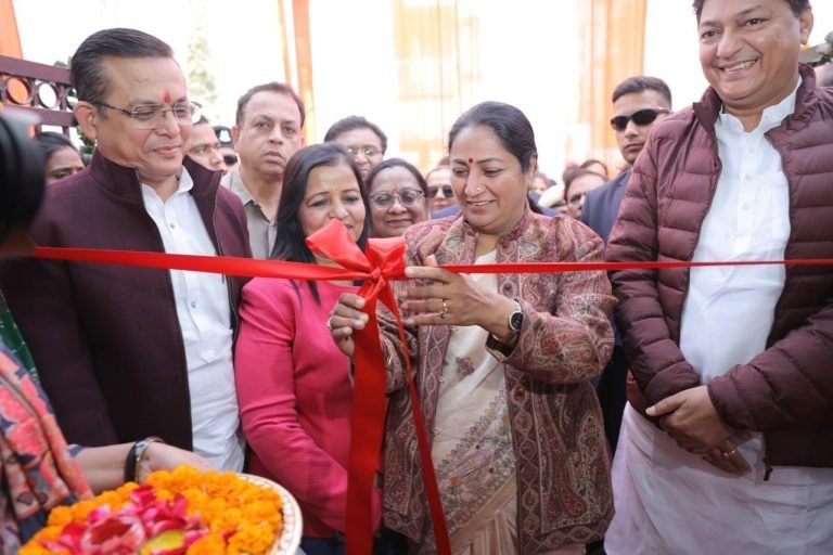 सीएम रेखा गुप्ता ने 70 आयुष्मान आरोग्य मंदिर सेंटर का किया उद्घाटन…