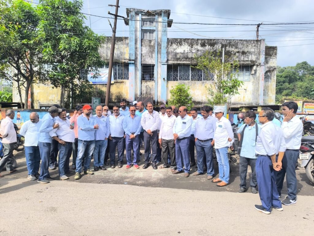 कोल इंडिया स्थापना दिवस पर संयुक्त मोर्चा का विरोध प्रदर्शन…