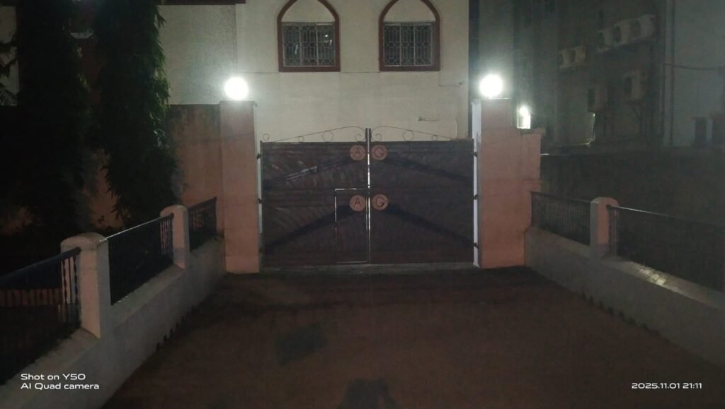 एजी चर्च मे प्रबंध समिति द्वारा लगाए गए ताला को लेकर चल रहे पिछले कई दिनों से विवाद के बिच रात के अंधेरे मे…