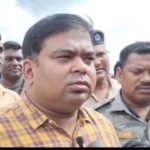 बरमसिया ओवरब्रिज मरम्मत से पहले धनबाद नगर निगम का अतिक्रमण हटाओ अभियान…