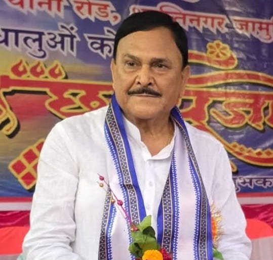 बंगाल तो बंगाल उत्तर प्रदेश के भी वोटर हैं तृणमूल विधायक हरेराम सिंह सोसल मिडिया पर वायरल हुआ विधायक जी का वोटर लिस्ट मे दर्ज नाम…