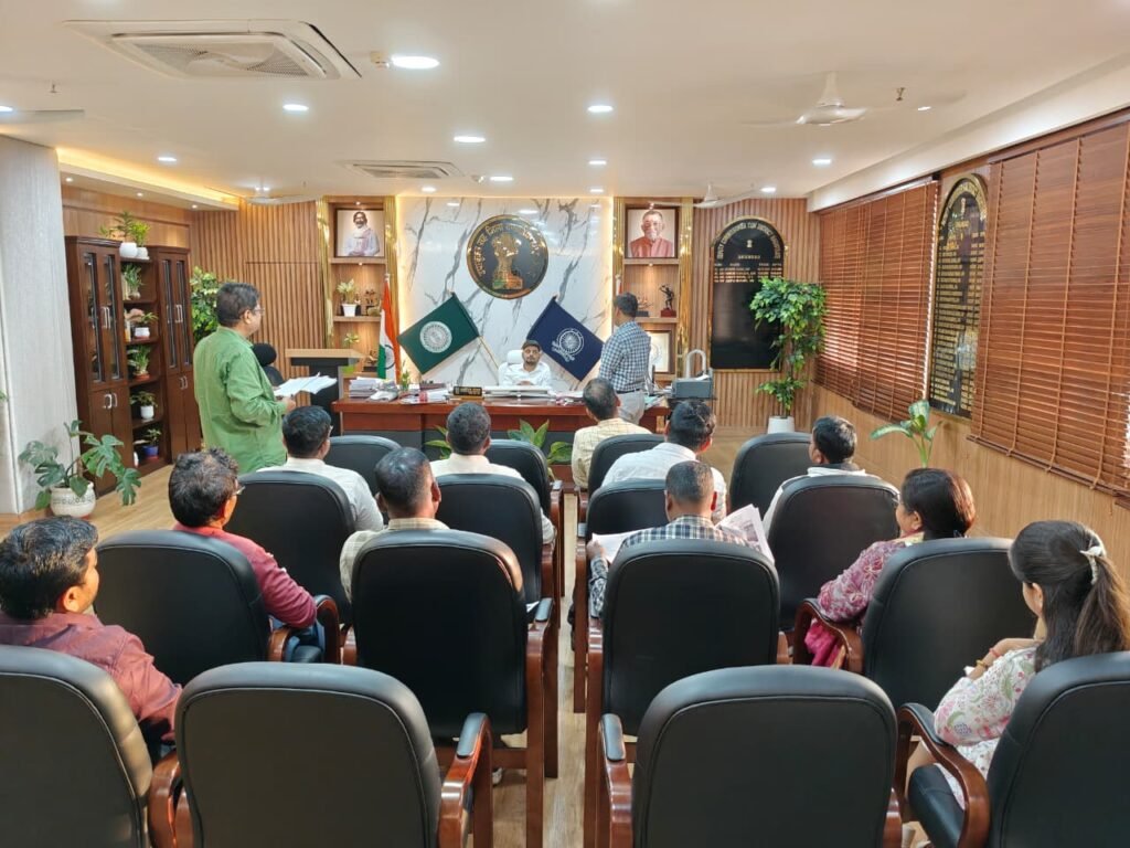 उपायुक्त की अध्यक्षता में की गई प्रधानमंत्री कुसुम योजनान्तर्गत लाभुकों के चयन हेतु गठित विशेष दल के सदस्यों की बैठक…