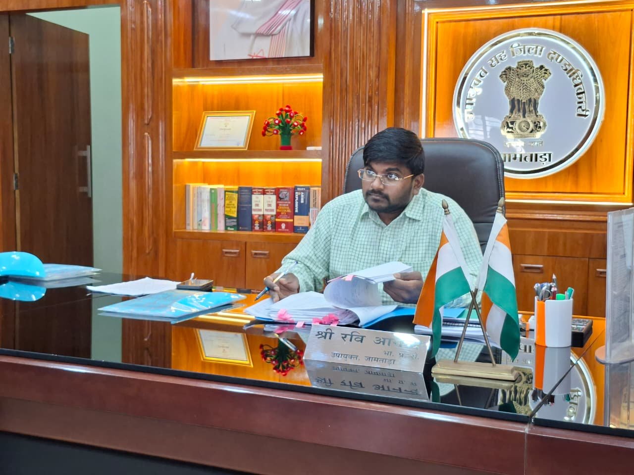 जामताड़ा की धरती से सर्वोच्च प्रशासनिक अधिकारियों की सफर की शुरुआत : योजनाओं की हकीकत जानने उतरेंगे दर्जन भर प्रशिक्षु IAS अधिकारी…