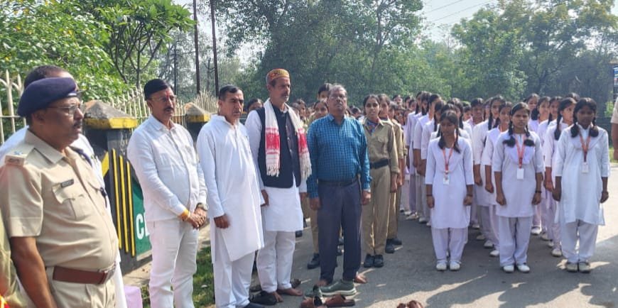 राष्ट्रीय गीत “वंदे मातरम” के 150 वीं जयंती मनाई गई….