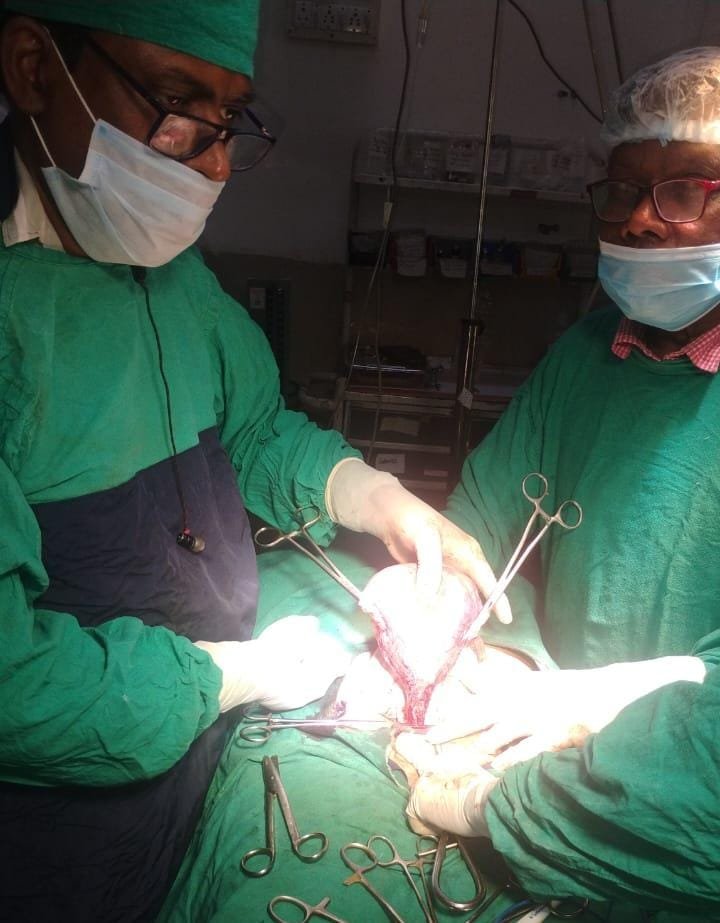 गर्भाशय के एडेनोमायोसिस से पीड़ित महिला का सदर अस्पताल में हुआ नि:शुल्क उपचार…