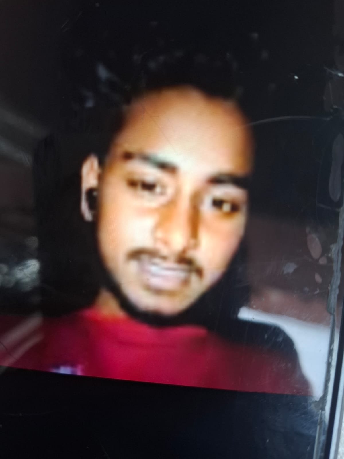 आसनसोल बराबनी के चरनपुर कोयला खदान मे अवैध रूप से कोयला काट रहा युवक मलवे मे दबा मौत…