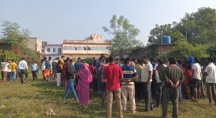 गोविंदपुर में कुएं से बरामद हुआ महिला का शव, ससुराल पक्ष पर हत्या का आरोप…