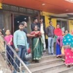 प्रसूति की मौत पर शुरू हुआ बवाल, मुआवजे से हुआ शांत…