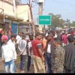 जामाडोबा में सड़क हादसा, हाइवा की चपेट में आने से युवक गंभीर, आक्रोशित ग्रामीणों ने रोका वाहन ,मुआवजे और उचित इलाज की मांग पर अड़े…