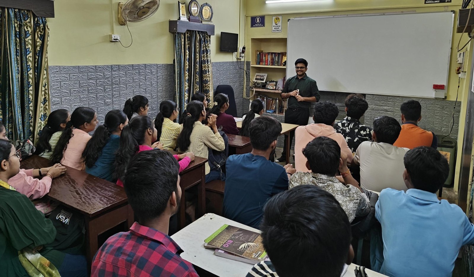 मैं भी एक दिन इसी तरह की काउंसलिंग से प्रेरित हुआ था — CA विनय हरितवाल…