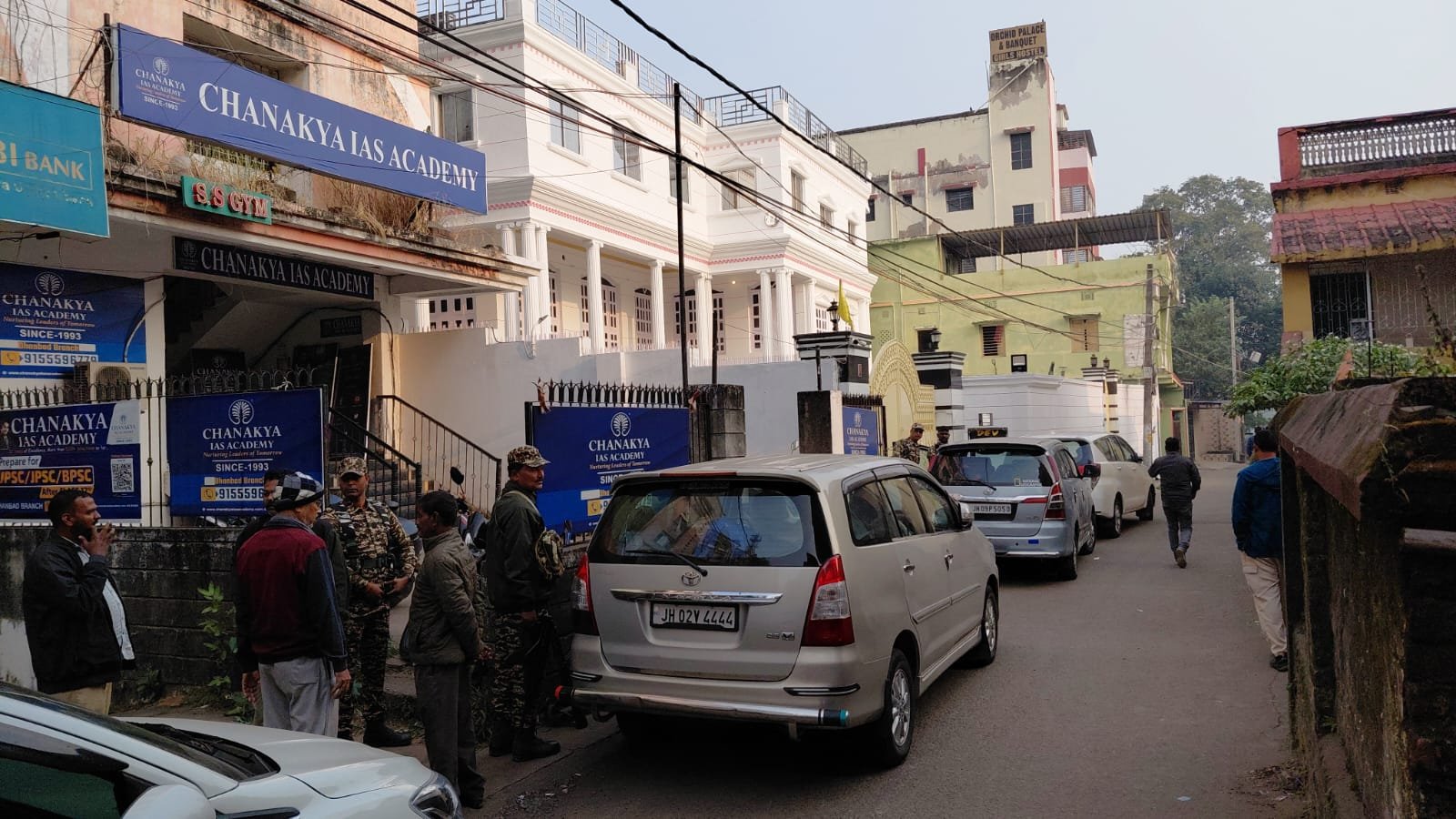 एलबी बंधु समेत कोल कारोबारियों के 18 ठिकानों पर ईडी की रेड…