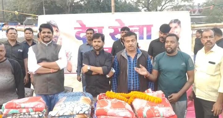 देव सेना ने हिल कॉलोनी में जरूरतमंदों को कंबल वितरण किया…