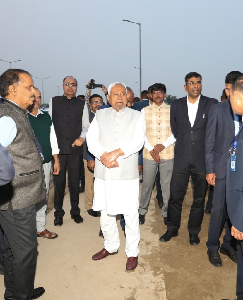 मुख्यमंत्री ने नवनिर्मित एमएलए आवास का किया निरीक्षण, जेपी गंगा पथ के सौंदर्गीकरण कार्य का भी लिया जायजा…