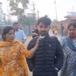 रामगढ़ में फेसबुक पर महिलाओं के खिलाफ अश्लील पोस्ट पर पीड़ित महिलाओं ने आरोपी AJSU नेता को पीट कर थाने पहुंचाया, गंभीर धाराओं में केस दर्ज…