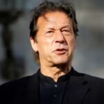 पाकिस्तान के पूर्व प्रधानमंत्री इमरान खान की हत्या? आदियाला जेल में मिलने गई बहन को घसीट कर भगाया, हजारों कार्यकर्ता पहुंचे….