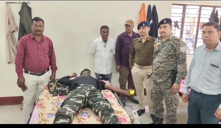 होमगार्ड जवानों ने किया रक्तदान…