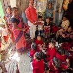 झारखंड राज्य का 25वां स्थापना दिवस के मौके पर बाल विकास विभाग द्वारा शीतलहरी को देखते हुए आंगन बड़ी केंद्र मे किया स्वेटर का वितरण..