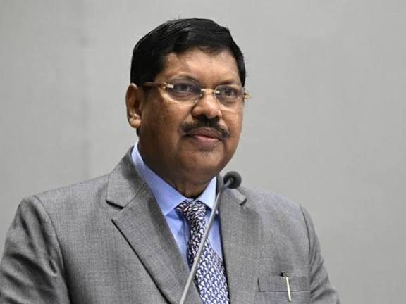 रिटायरमेंट से एक दिन पहले CJI गवई का खुला ऐलान…