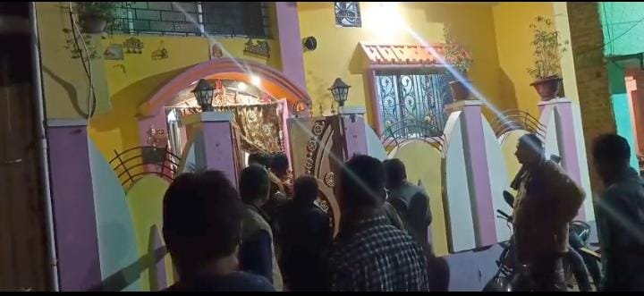 देर रात पाकुड़ में बड़ी चोरी, लाखों के जेवर और नकदी लेकर फरार हुए चोर…