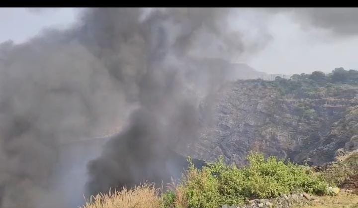 धनबाद में जहरीला धुआं ग्रामीणों के लिए परेशानी का सबब…