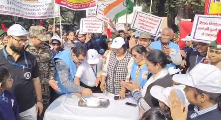 विश्व दिव्यांग दिवश पर जागरुकता रैली का आयोजन…