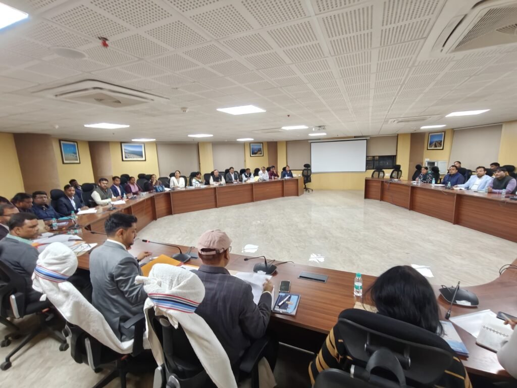 नगर निकाय चुनाव को लेकर प्रशासनिक तैयारियां हुई तेज – उपायुक्त की अध्यक्षता में की गई समीक्षात्मक बैठक…