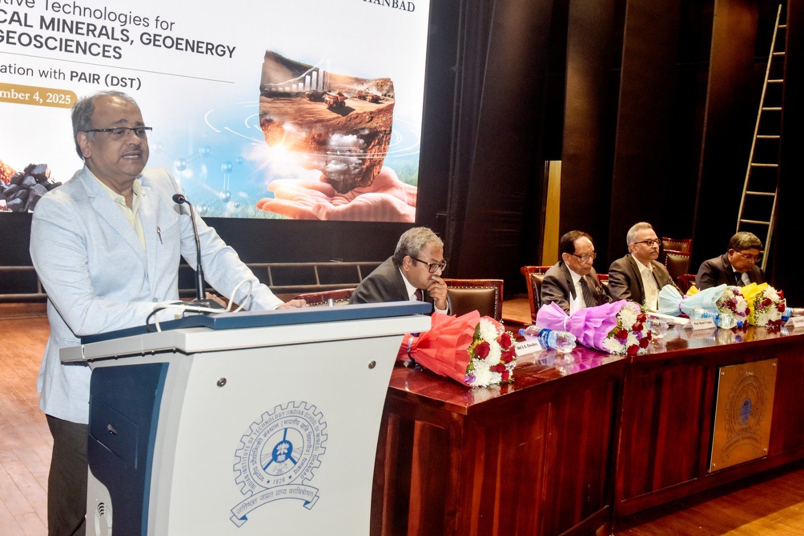 शताब्दी वर्ष में आईआईटी (आईएसएम) ने दिखाई भारत के मिनरल और ऊर्जा भविष्य की नई दिशा…