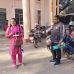 पारिवारिक विवाद का मामला पहुंचा धनबाद थाना छोटे-छोटे बच्चों को लेकर पत्नी और पति पहुंचे धनबाद थाना पत्नी कर रही है जिद मुझे रहना है अपने पति के साथ, वही पति ने लगाए गंभीर आरोप…