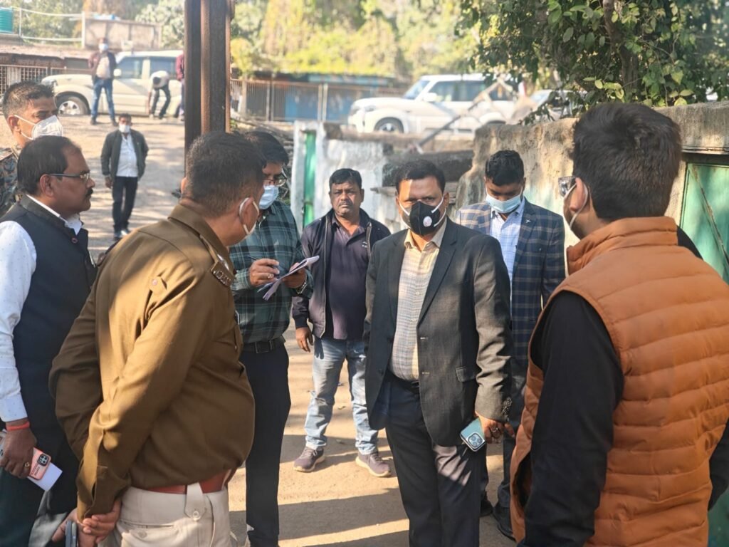 गैस रिसाव पर प्रशासन सक्रिय, जांच टीम ने किया घटनास्थल का दौरा, प्रभावितों से ली जानकारी…