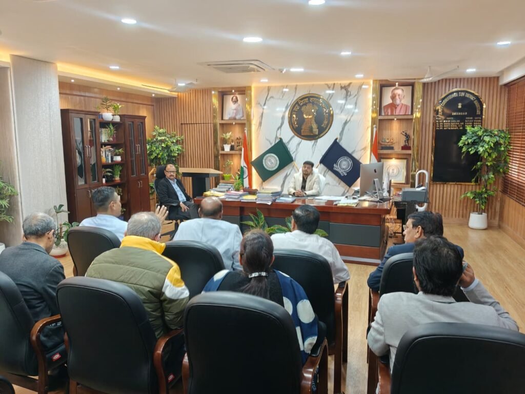 उपायुक्त ने की केंदुआडीह में जहरीली गैस स्राव मामले में बीसीसीएल सीएमडी तथा टेक्निकल टीम के साथ बैठक…