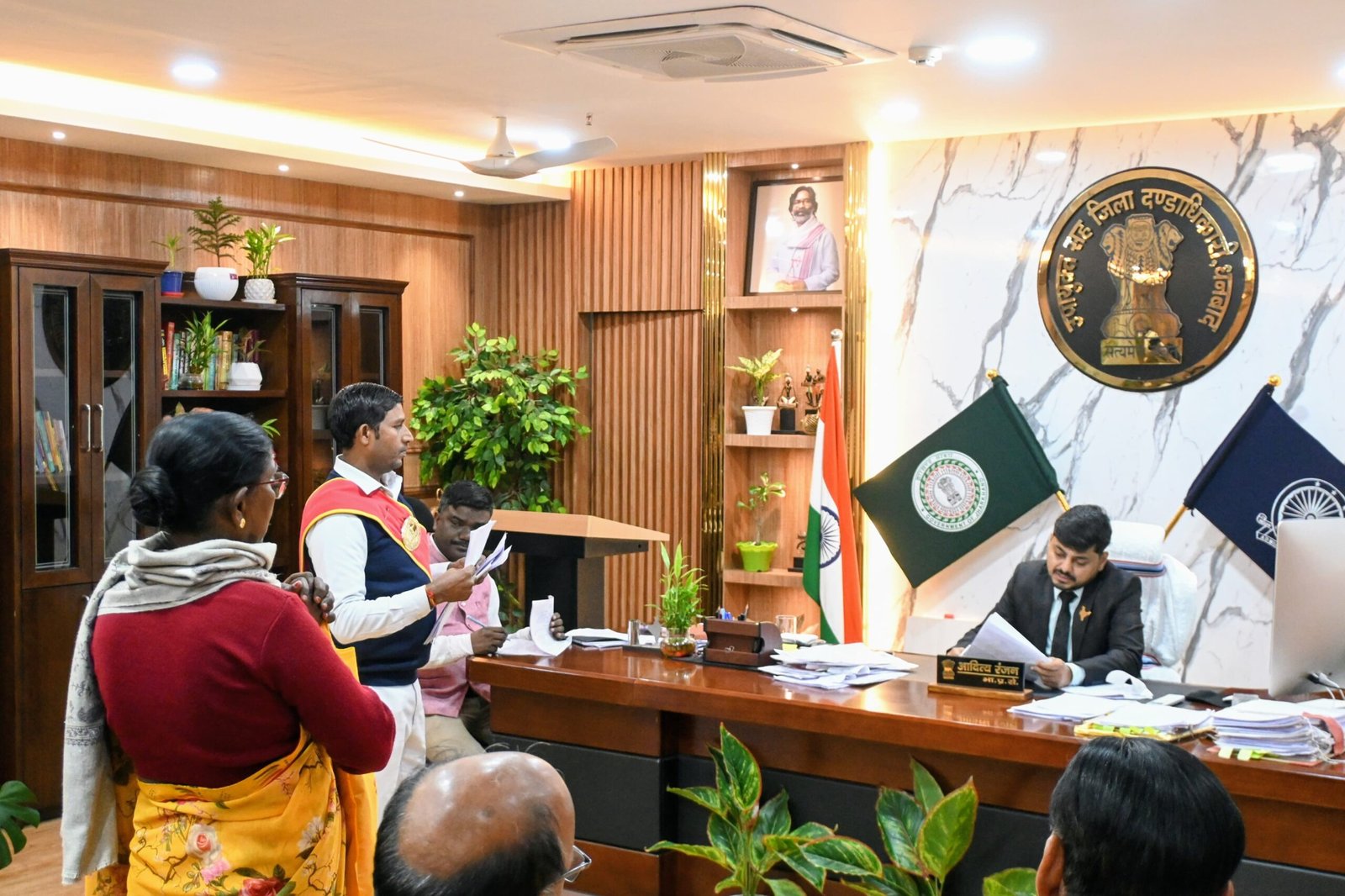 बुजुर्ग ने की सदर अस्पताल के लिए अधीग्रहित जमीन पर कब्जा करने की शिकायत…