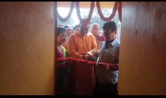 श्रद्धालुओं की सुविधा के लिये भाजपा नेता कृष्णेंदु मुखर्जी ने फीता काटकर चार कमरों का किया उद्घाटन….