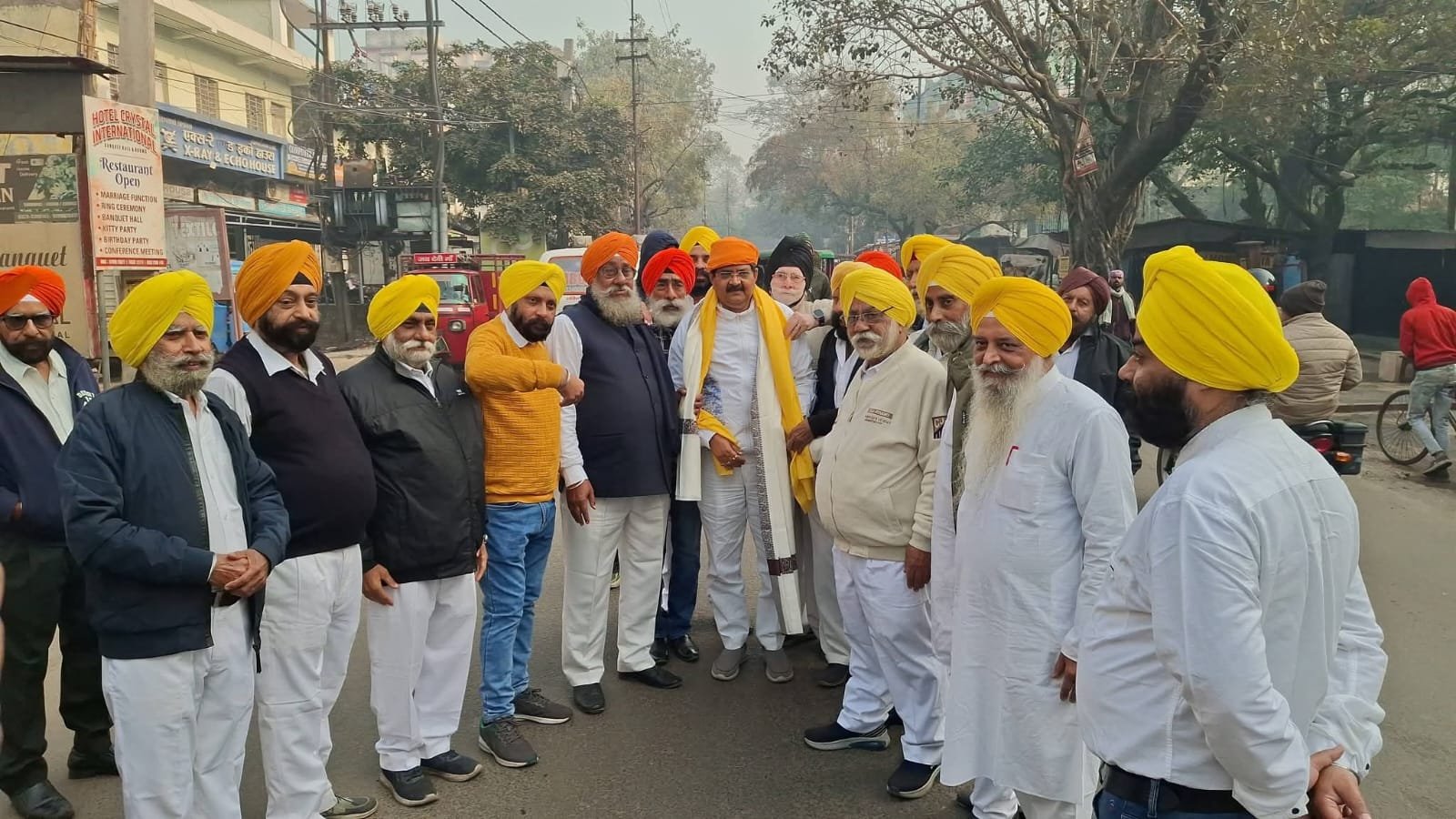 वीर बाल दिवस पर धनबाद में शोभा यात्रा, विधायक राज सिन्हा ने वीर साहिबजादों को किया नमन…