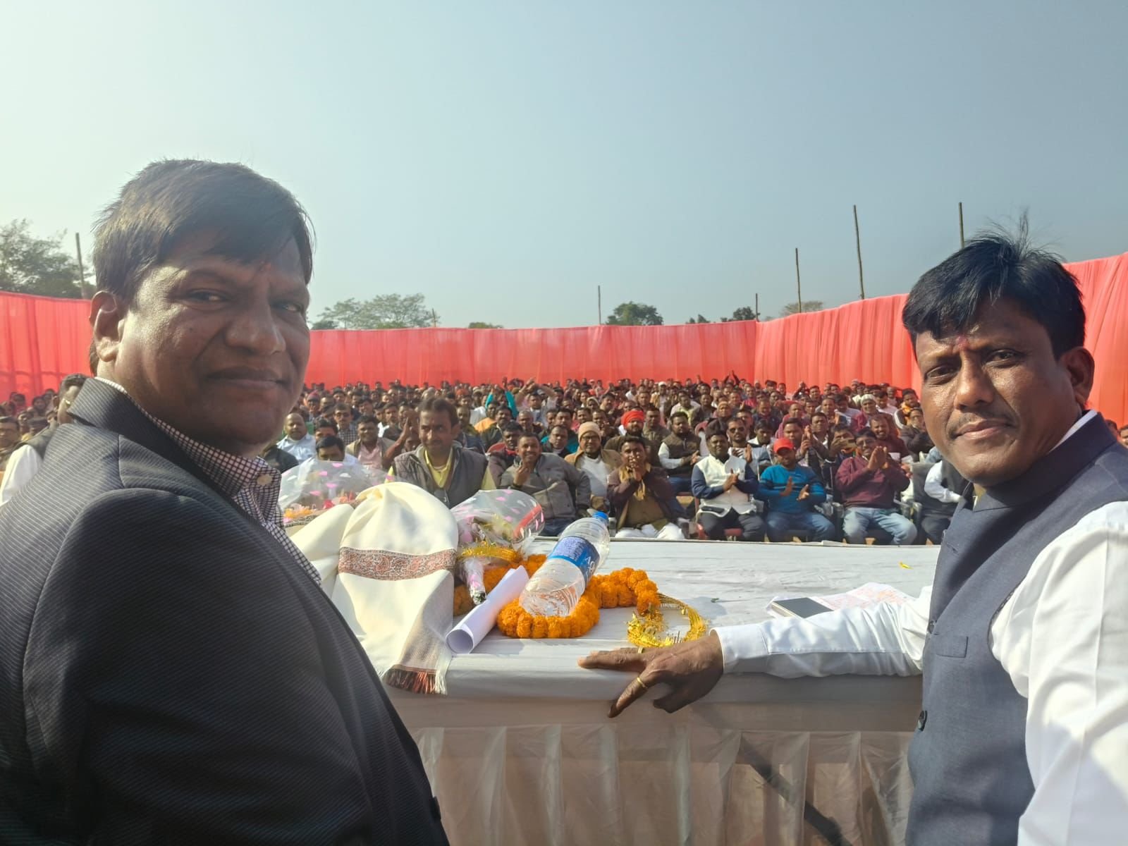 अटल स्मृति सम्मेलन में उमड़ा जनसैलाब…धनबाद सांसद व बाघमारा विधायक ने पूर्व प्रधानमंत्री श्रद्धेय अटल बिहारी वाजपेयी को दिए श्रद्धांजलि / उनके स्मृतियों को किये नमन…