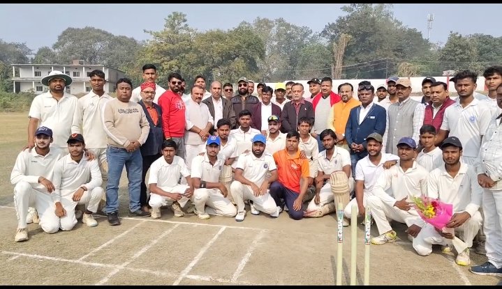 14दिसम्बर से 25 दिसम्बर तक चलने वाली सांसद खेल महोत्सव का बाघमारा विधायक ने किया उद्धाटन..