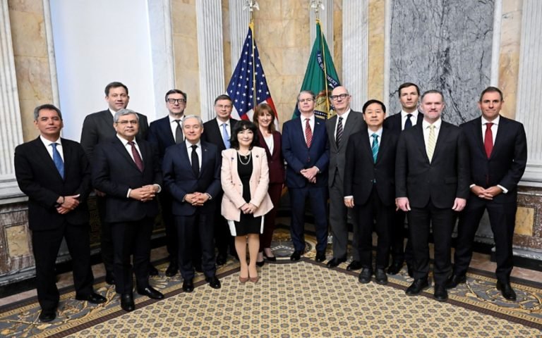 क्रिटिकल मिनरल्स सप्लाई चेन पर वैश्विक सहयोग, बैठक में शामिल हुए अश्विनी वैष्णव…