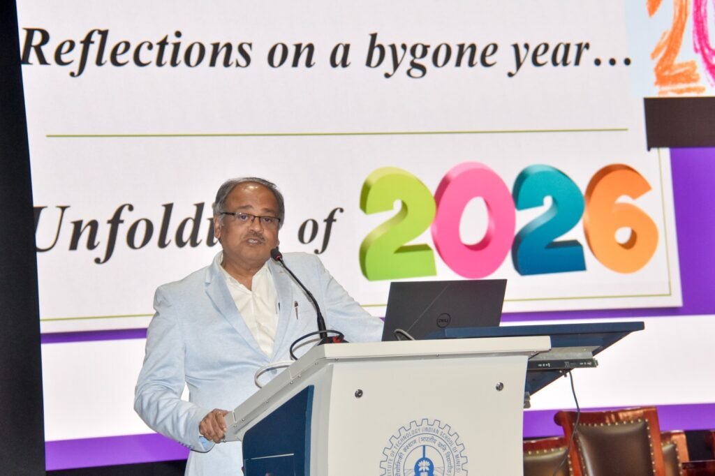 आईआईटी (आईएसएम) धनबाद में नए वर्ष 2026 का स्वागत, पेनमैन ऑडिटोरियम में हुआ सामूहिक कार्यक्रम…