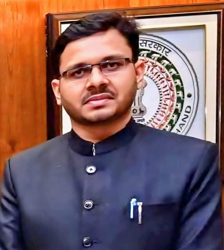 अनुमंडल पदाधिकारी ने सभी बीडीओ व सीओ के साथ की बैठक…