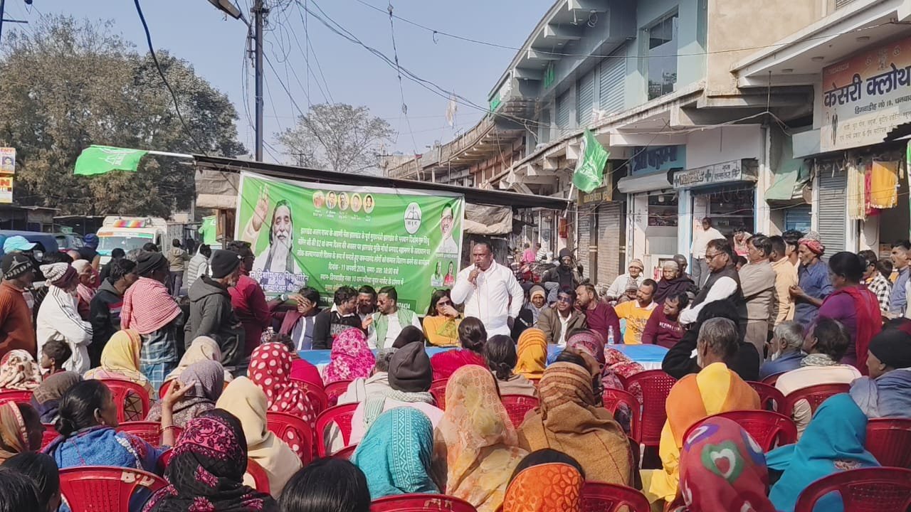 पूर्व सीएम शिबू सोरेन 82 वां जन्मदिन धूम धाम से मनाया गया…