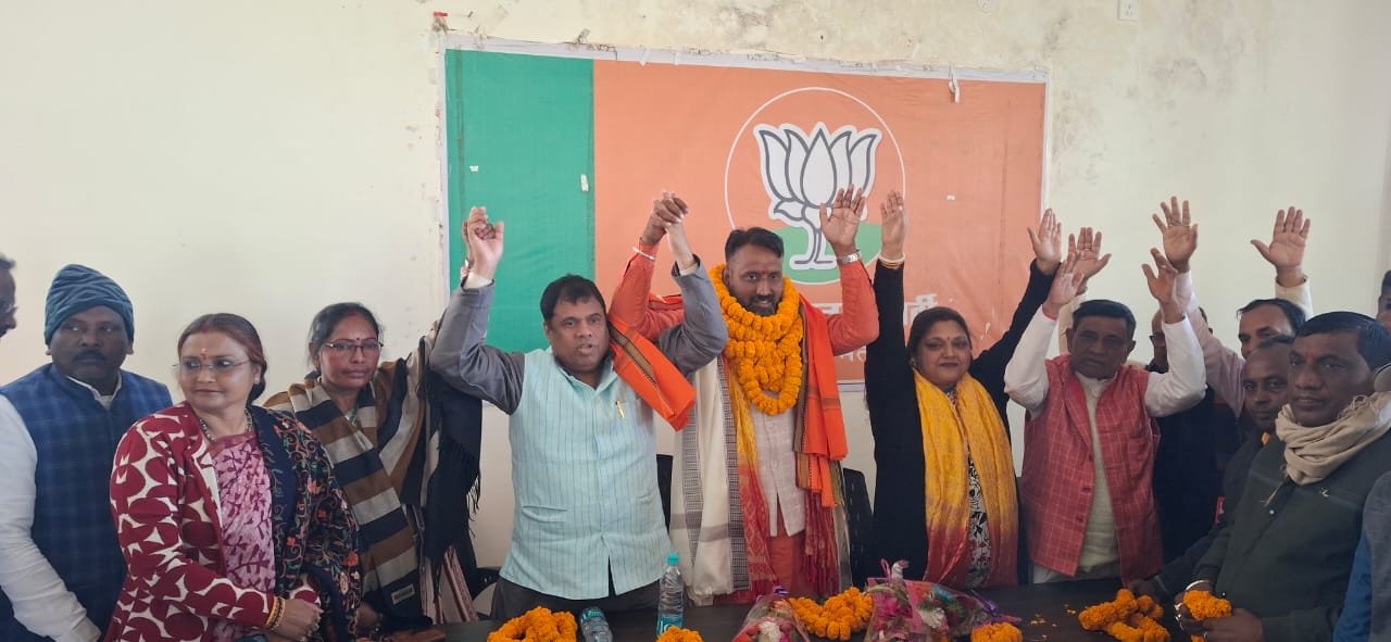 स्वामी विवेकानंद के विचारों से अनुप्राणित युवा संकल्प, सनातन की संयुक्त छवि के साथ मनाई गई जयंती…