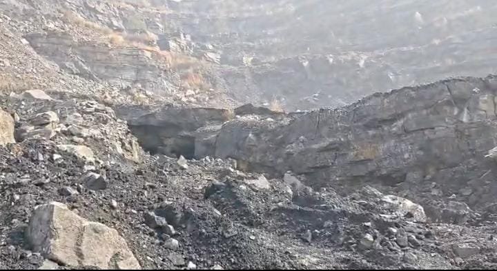 बोडरा ओपन कास्ट माइंस में अवैध उत्खनन के दौरान चाल धंसने से बड़ा हादसा, दो की मौत, दो घायल, दो अब भी फंसे होने की आशंका…