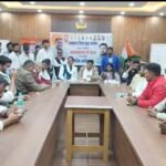 धनबाद जिला युवा कांग्रेस की प्रथम कार्यकारिणी बैठक सम्पन्न, मनरेगा बचाओ संग्राम अभियान को धार देने का संकल्प….