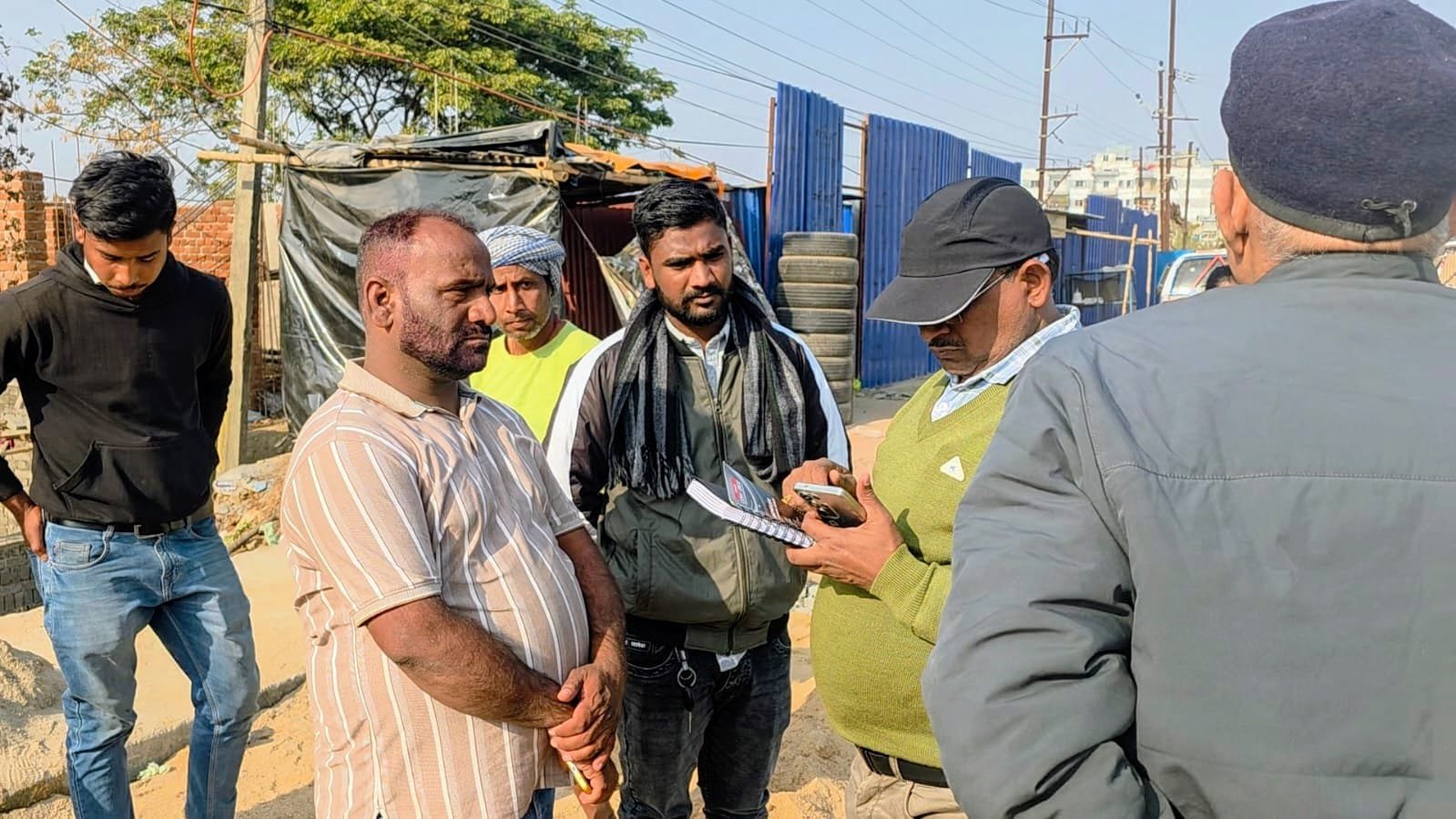 बिनोद बिहारी महतो चौक हुआ अतिक्रमण मुक्त…