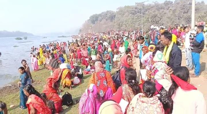 कोयलांचल में मकर संक्रांति की धूम, मोहलबनी दामोदर घाट पर उमड़ा आस्था का जनसैलाब…