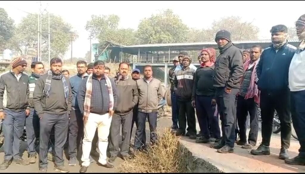 कुमारधुबी कोलियरी के भाग्य लक्खी इंक्लाइन में बीते रात चोरों ने चोरी की घटना को अंजाम , कर्मियों में डर का माहौल…