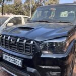 काले शीशे और मॉडिफाइड नंबर प्लेट वाली स्कॉर्पियो पर ट्रैफिक पुलिस की सख्त कार्रवाई, वाहन हुआ जब्त…