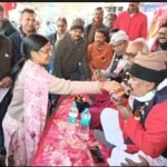 नगर परिषद अधिकारी के जांच के आश्वाशन के बाद भाकपा माले का आमरण अनशन हुआ समाप्त…