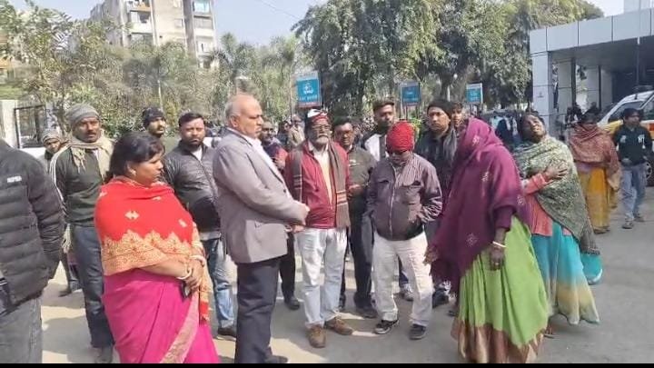 धनबाद के जालान अस्पताल में गर्भवती महिला की मौत पर हुआ हंगामा, परिजनों ने अस्पताल पर लगाया इलाज में लापरवाही और अवैध वसूली का आरोप…