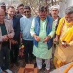चिरकुंडा श्रम कल्याण केंद्र में जल मीनार का विधायक ने किया भूमि पूजन…